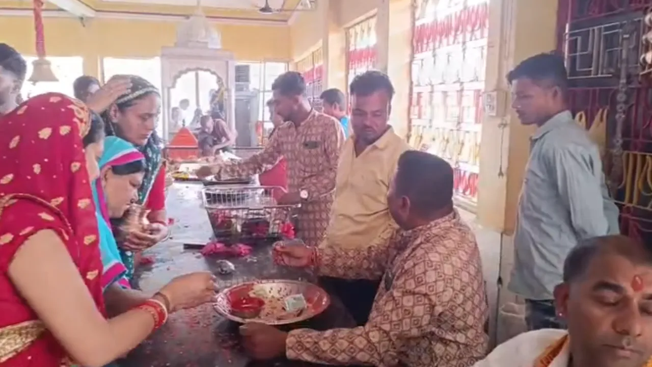 शारदीय नवरात्रि का शुभारंभ, माता मंदिरों में उमड़े श्रद्धालु