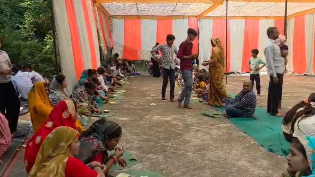 सावरी माता और मां काली मंदिर में हुआ विशाल कन्या भोज, हजारों कन्याओं ने ग्रहण किया प्रसाद