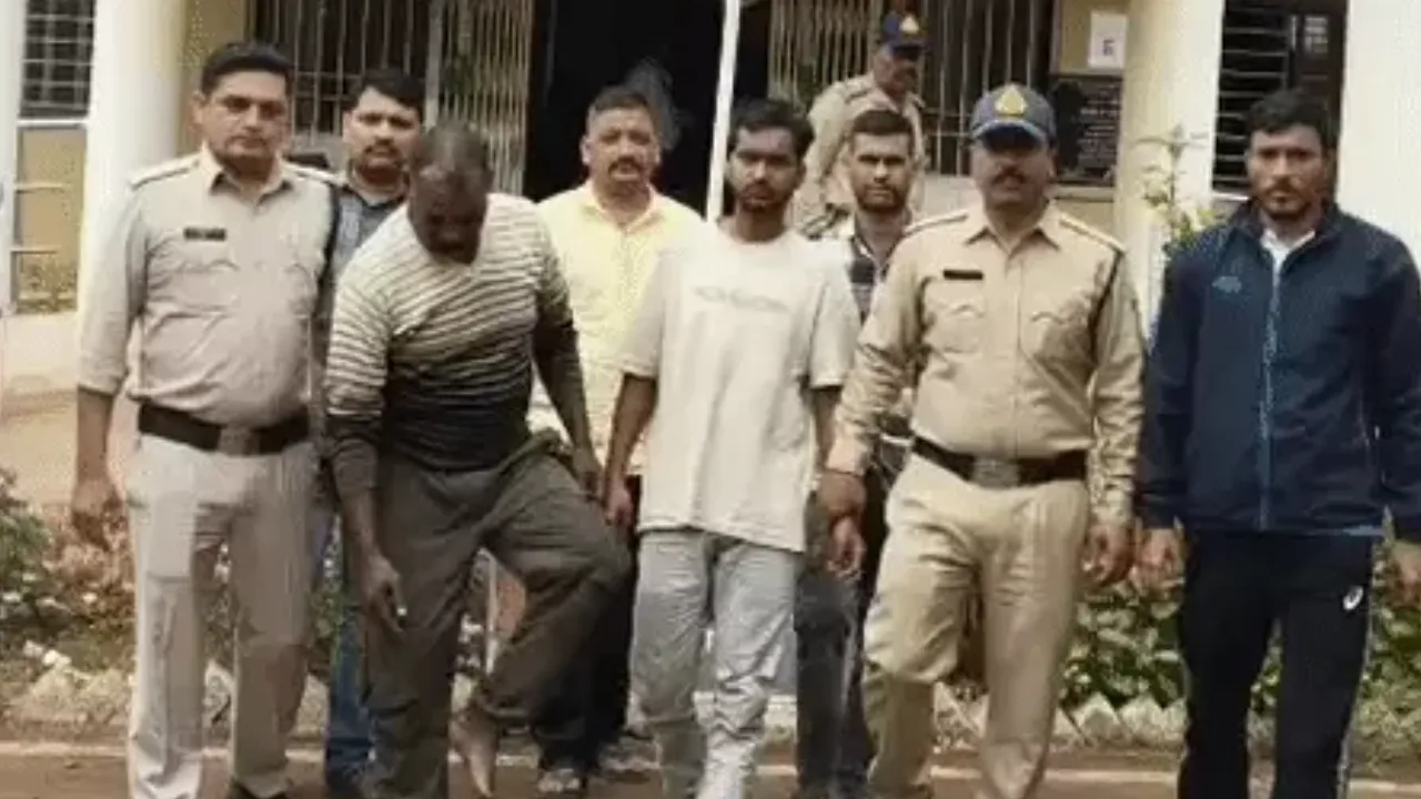 झांसी ANTF और एमपी पुलिस की बड़ी कार्रवाई: ₹1.30 करोड़ का 871 किलो गांजा जब्त, जबलपुर में टोल प्लाजा के पास ट्रक पकड़ा