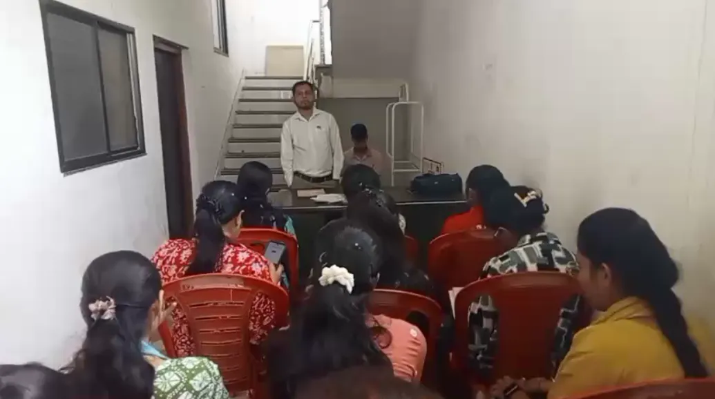 अंतिम छोर तक पहुंचे शत-प्रतिशत सुरक्षित निवेश का लाभ, चिचोली में ग्रामीण डाक सेवकों को दिए गए दायित्व