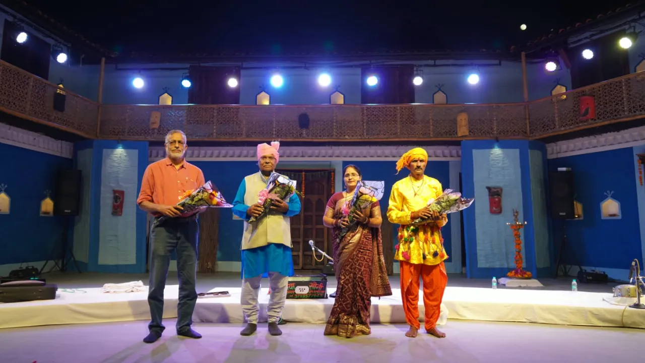 देशज में गूँजी बुंदेली लोकधुनें, दिवारी नृत्य ने बिखेरी लोकसंस्कृति की छटा