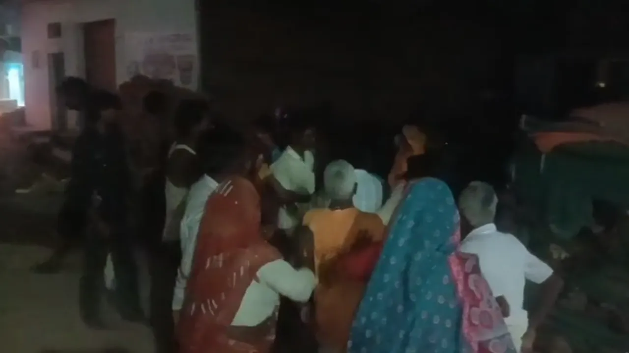 गढ़ा में तंत्र-मंत्र के संदेह में दो परिवारों के बीच खूनी संघर्ष