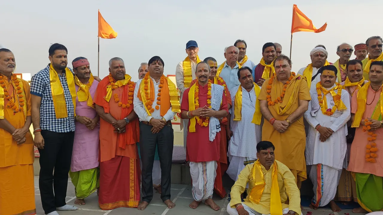 छतरपुर में वैदिक विद्वान संघ का गठन: आचार्य पं. सौरभ तिवारी बने अध्यक्ष